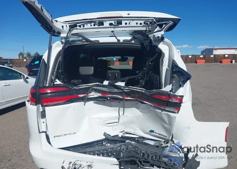 2025 Chrysler Pacifica Hybrid Select из США, поврежденный, VIN 2C4RC1S7XSR589985